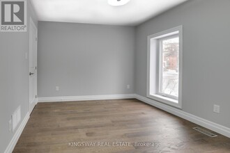21-21 Springhurst Ave in Toronto, ON - Building Photo - Building Photo