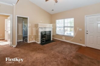 327 Olde North Church Dr in Concord, NC - Building Photo - Building Photo