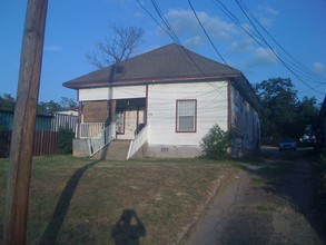 1315 N 6th St in Waco, TX - Building Photo - Building Photo