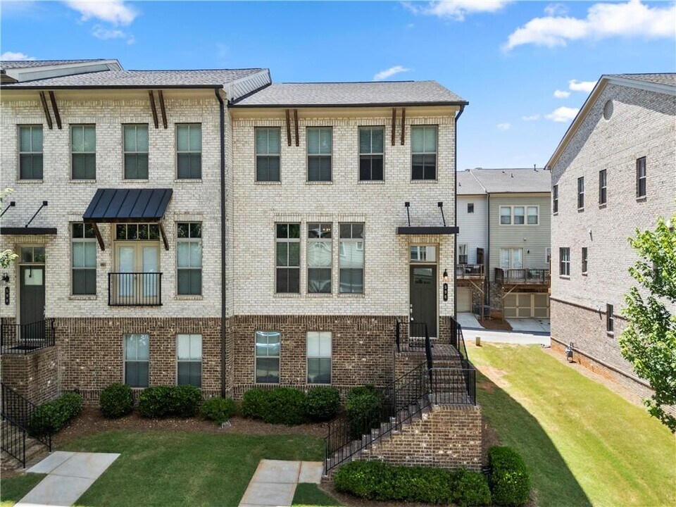 596 Alexander Hills in Decatur, GA - Building Photo