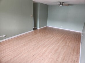 1312 Melrose Ave in Waukegan, IL - Building Photo - Building Photo