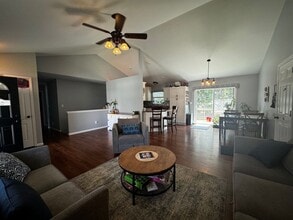 23313 Righteous Ln in Waynesville, MO - Building Photo - Building Photo