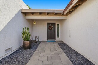 7109 N Vía De Alegria in Scottsdale, AZ - Building Photo - Building Photo