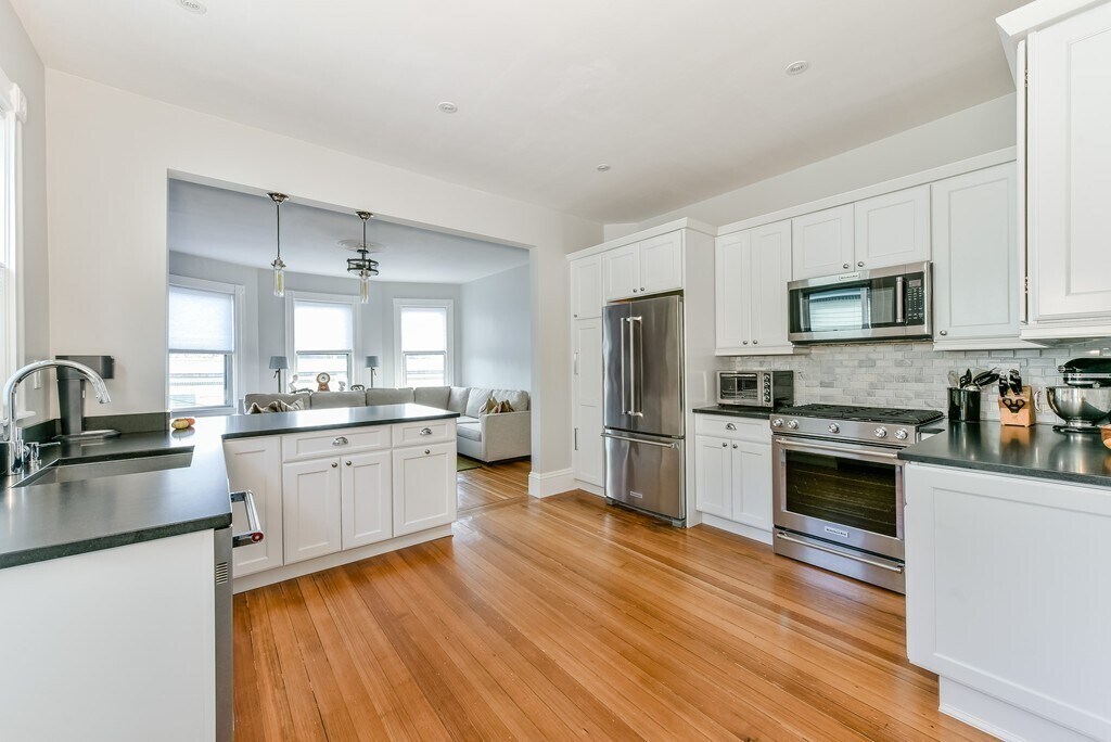 132-134-134 Paul Gore St in Boston, MA - Building Photo