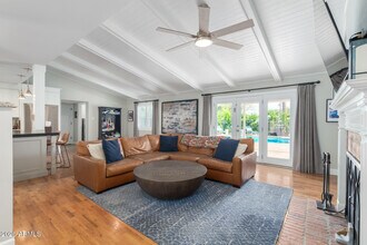 6311 E Monterosa St in Scottsdale, AZ - Building Photo - Building Photo