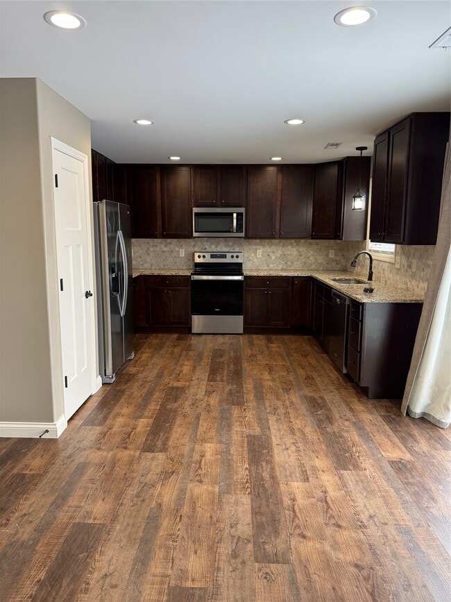 29493 Walnut Valley Ct in Wright City, MO - Building Photo - Building Photo