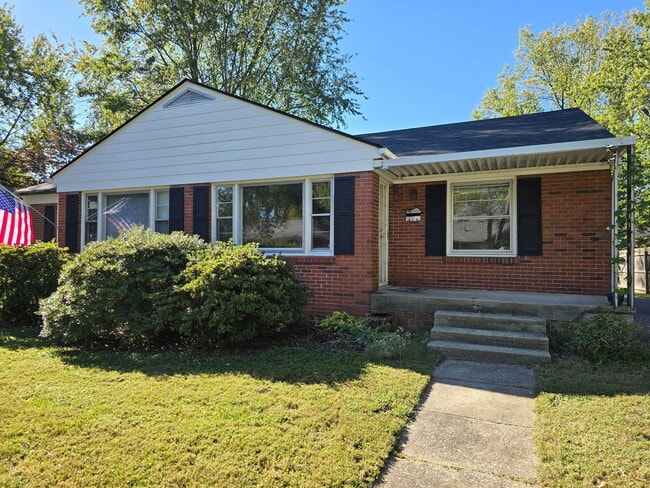 property at 236 Norway St