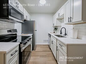 40345 Plymouth Rd in Plymouth, MI - Building Photo