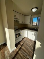 102 102 Ave in Fort St John, BC - Building Photo