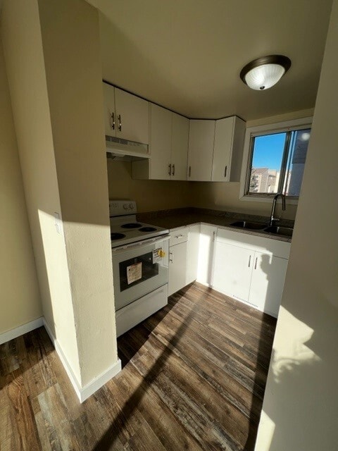 property at 102 102 Ave