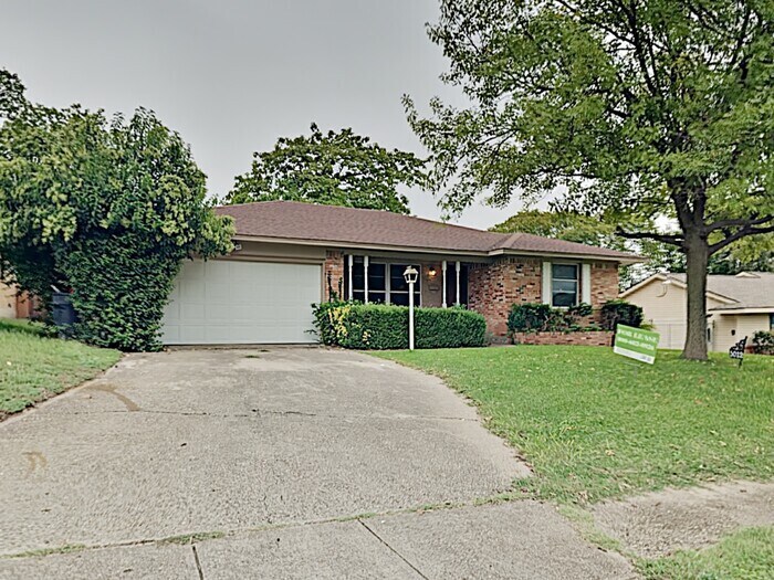 5012 Jade Dr in Dallas, TX - Building Photo