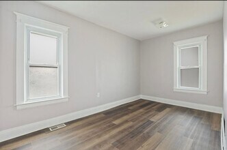 2502 Robinwood Ave in Saginaw, MI - Building Photo - Building Photo