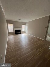 14317 Climbing Rose Way in Centreville, VA - Building Photo - Building Photo