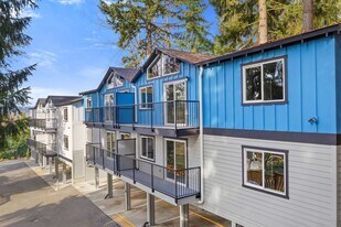 9110 Redmond - Woodinville Rd NE in Redmond, WA - Building Photo