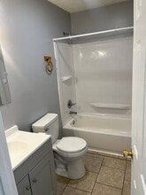 5735 Aftonshire Dr in Fayetteville, NC - Foto de edificio - Building Photo