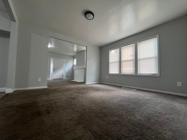 4114 Pingree St, Unit LL in Detroit, MI - Foto de edificio - Building Photo