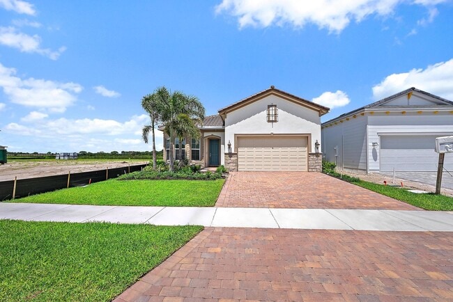 10724 Northbrook Cir