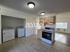 607 N 6th Ave in Yakima, WA - Building Photo - Building Photo