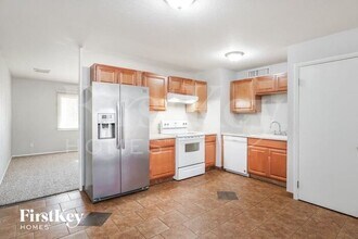 15250 N 32nd Dr in Phoenix, AZ - Building Photo - Building Photo