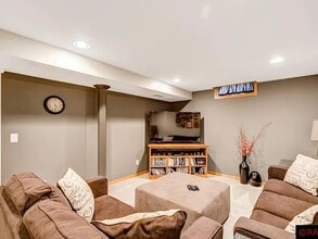 1705 N Broad St in Mankato, MN - Building Photo - Building Photo