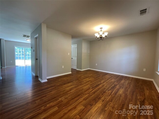 1417 River Run Rd in Lowell, NC - Building Photo - Building Photo
