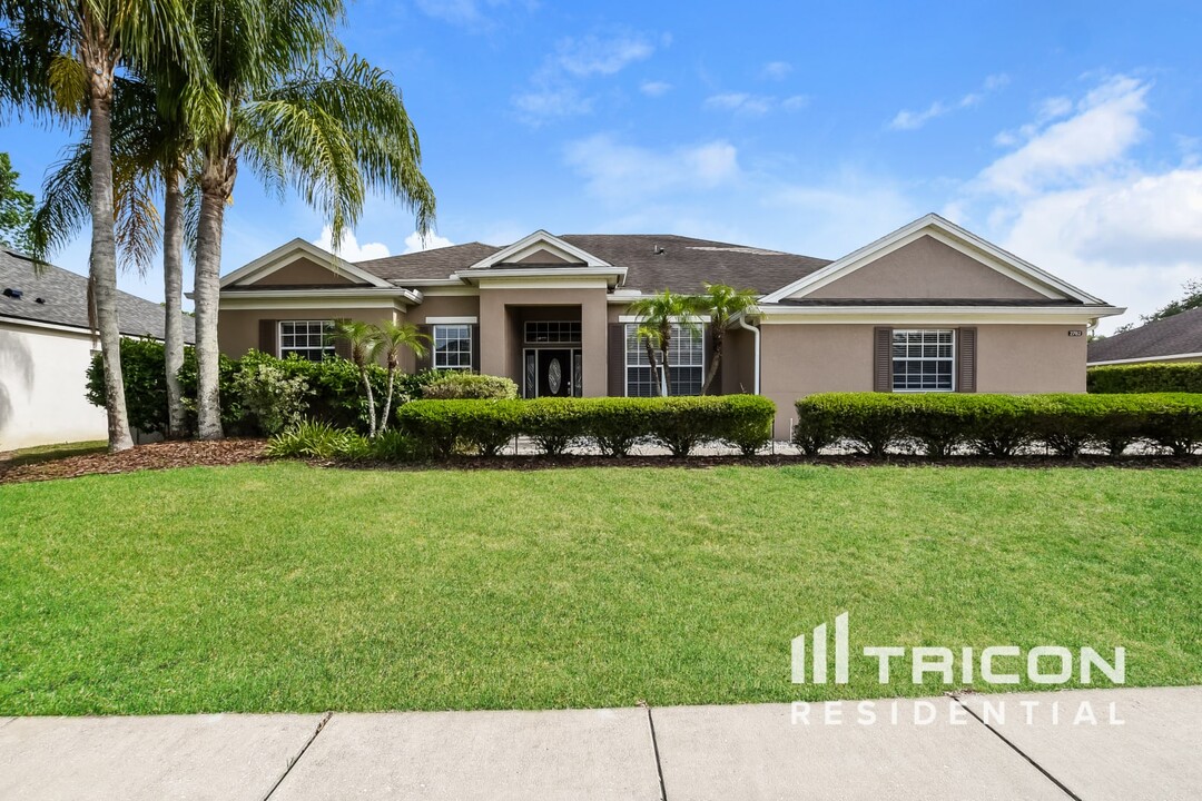 2782 Spicebush Loop in Apopka, FL - Building Photo