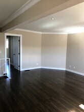 749 Center Pl, Unit A in Manhattan Beach, CA - Building Photo - Building Photo
