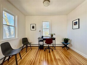 64 Evergreen St in Providence, RI - Building Photo - Building Photo