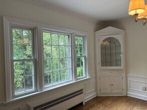 2227 E Woodstock Pl in Milwaukee, WI - Building Photo - Building Photo