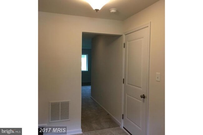 7419 Wild Honey Way in Elkridge, MD - Building Photo - Building Photo