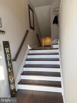 31 Par Ln in Downingtown, PA - Building Photo