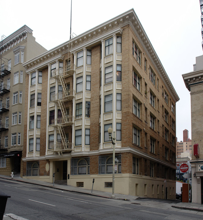 720 Jones in San Francisco, CA - Building Photo