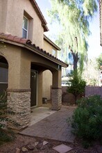 2775 N Saramano Ln in Tucson, AZ - Foto de edificio - Building Photo