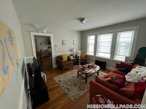 240 Parker Hill Ave in Boston, MA - Building Photo - Building Photo