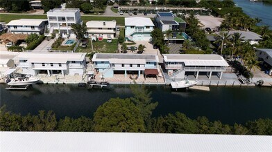 228 Orchid St in Tavernier, FL - Building Photo - Building Photo