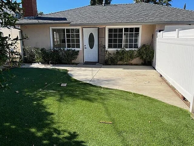 property at 7219 Balcom Ave