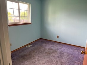 3208 W Viola Ave in Yakima, WA - Building Photo - Building Photo