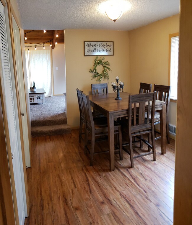 property at 5162 N Pearl St