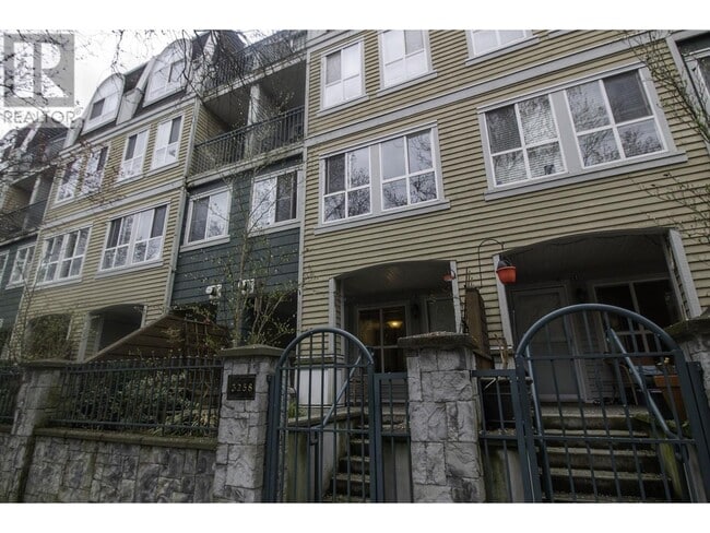 property at 3258-3258 Heather St