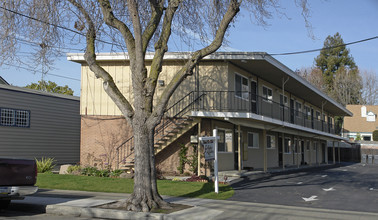 1311 High St in Alameda, CA - Building Photo - Building Photo