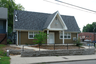 The Phoenix Apartments in Nashville, TN - Foto de edificio - Building Photo