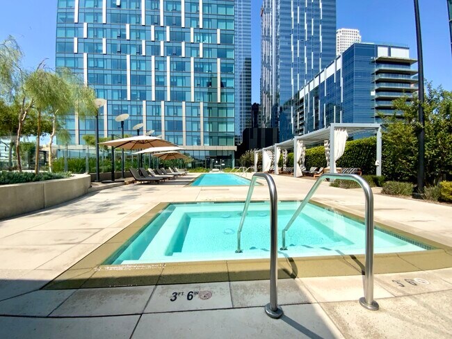 889 Francisco St, Unit 1105 in Los Angeles, CA - Building Photo - Building Photo