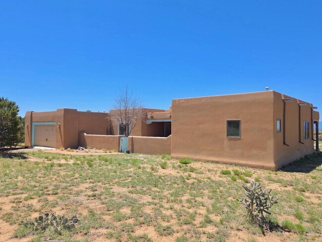 45 Encantado Loop in Santa Fe, NM - Building Photo - Building Photo
