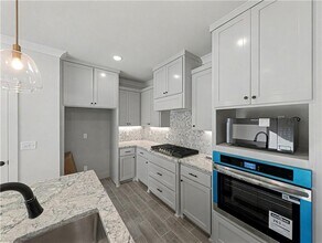 6905 SW Basswood Ave in Bentonville, AR - Building Photo - Building Photo