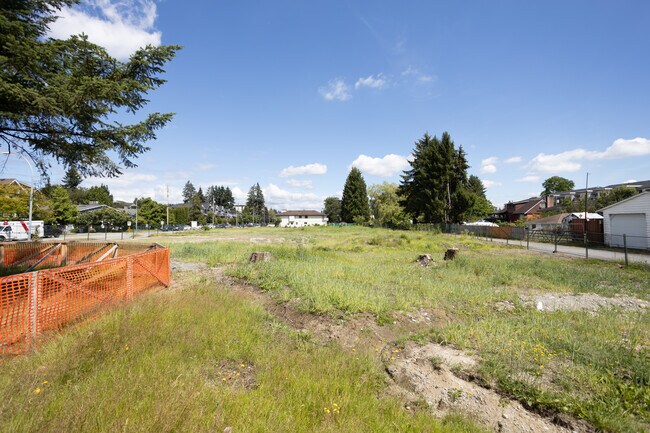 2154 Prairie Av in Port Coquitlam, BC - Building Photo - Building Photo