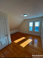 93 Hobart St, Unit 3 in Boston, MA - Building Photo - Building Photo