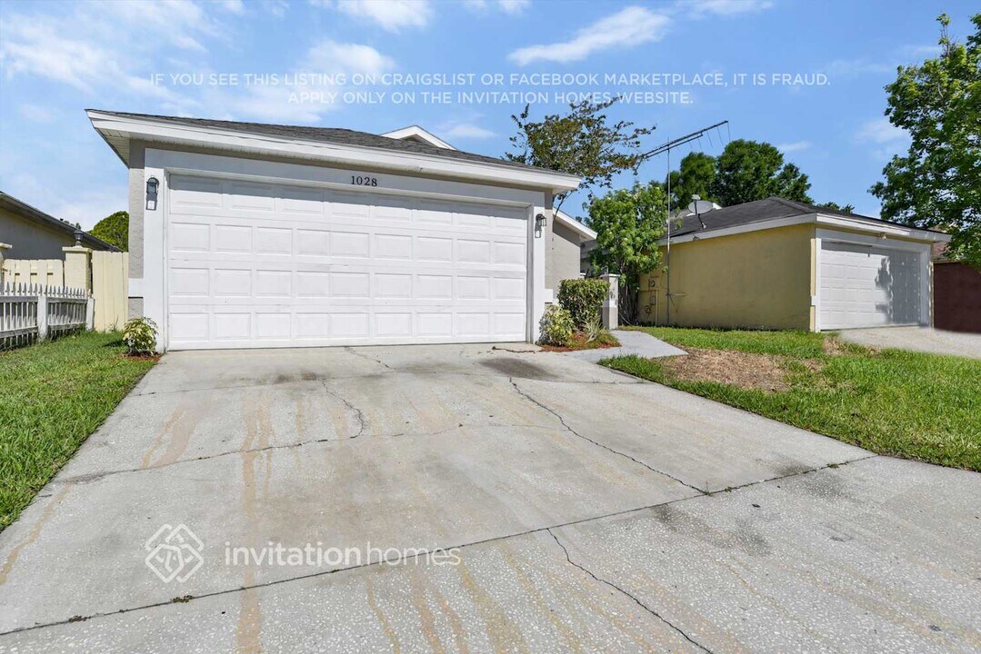 1028 Florida Holly Dr in Orlando, FL - Building Photo