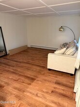 60 Ash St in Saratoga Springs, NY - Building Photo - Building Photo