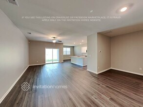 105 Webster Cir in Holly Springs, GA - Foto de edificio - Building Photo