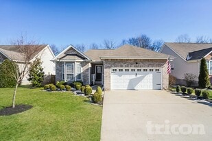 989 Chesire Way in Gallatin, TN - Building Photo